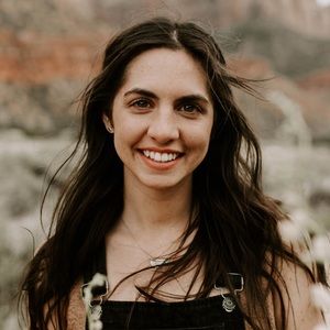 Meet your Posher, Ariana